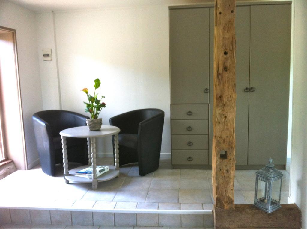 Bed and Breakfast Le Champ Des Possibles Manerbe Экстерьер фото